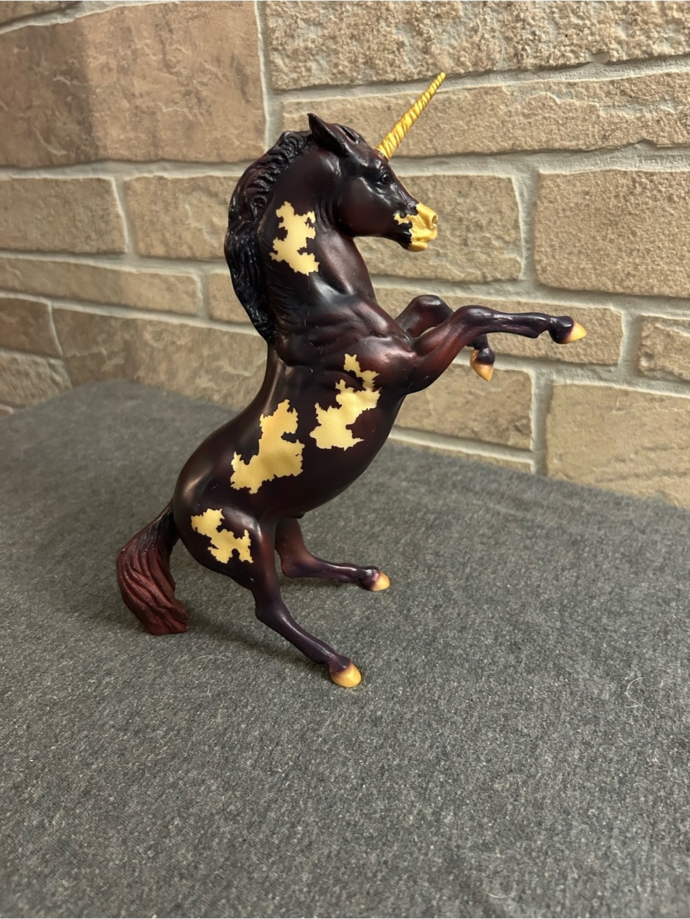 Breyer Unicorn Model “Auryn”